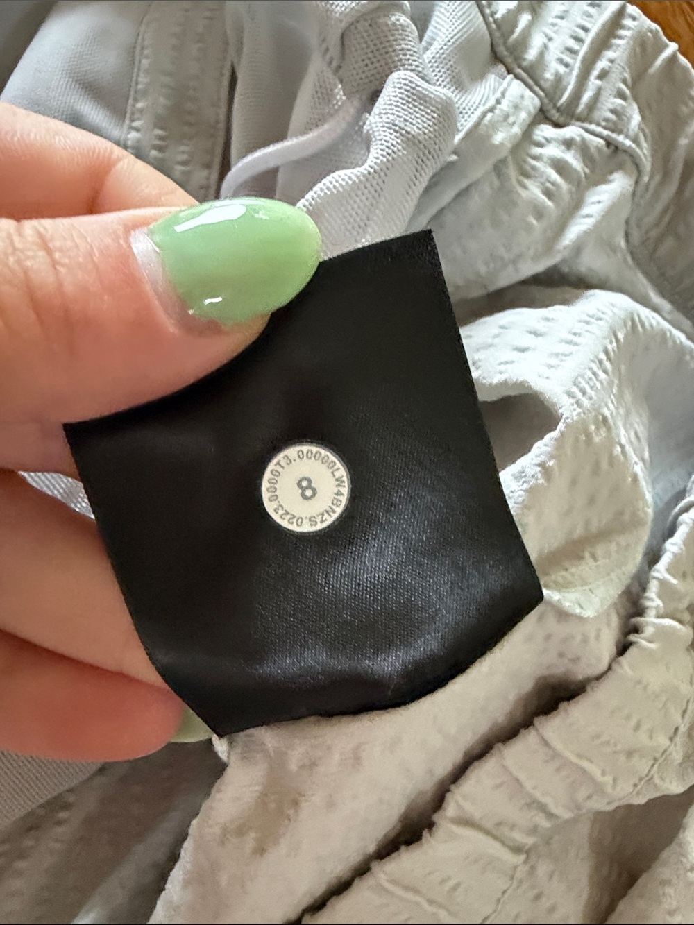 Lululemon Pack Light Pullover - Picture 11 of 11